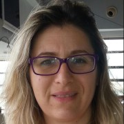 קרן סגל - עובדת סוציאלית