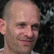 אמיר גלבוע - עובד סוציאלי