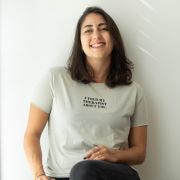 שרון רוזנפלד - עובדת סוציאלית