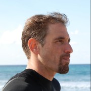 אלי חוה - פסיכולוג