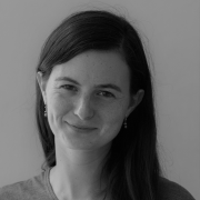 שירה הבר - פסיכולוגית