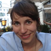 נעה קורן אגוסטיני - פסיכולוגית