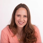 איילת אשחר בלוגובסקי - קלינאית תקשורת