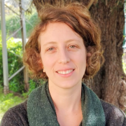 קרן אדמון לבני - עובדת סוציאלית