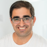 חגי שידלובי - עובד סוציאלי