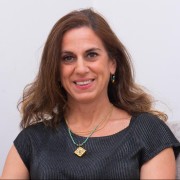 דנה קלימי - עובדת סוציאלית, מטפלת זוגית ומשפחתית