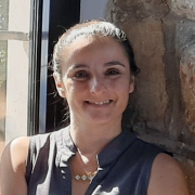 הילה הרמן - עובדת סוציאלית, מוסמכת (M.A) בטיפול באמצעות אמנויות