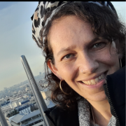 אפרת הרצוג - עובדת סוציאלית