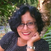 הדס אהרון כרמלי - עובדת סוציאלית