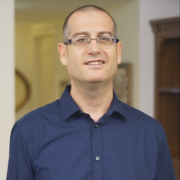 אריה פלד - פסיכולוג